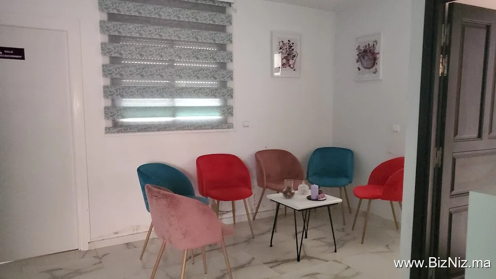 Maison D'accouchement Ennajat Mme Ait Cheikh Bihi Fatima Ezzahra مركز النجاة للتوليد السيدة أيت الشيخ به فاطمة الزهراء
