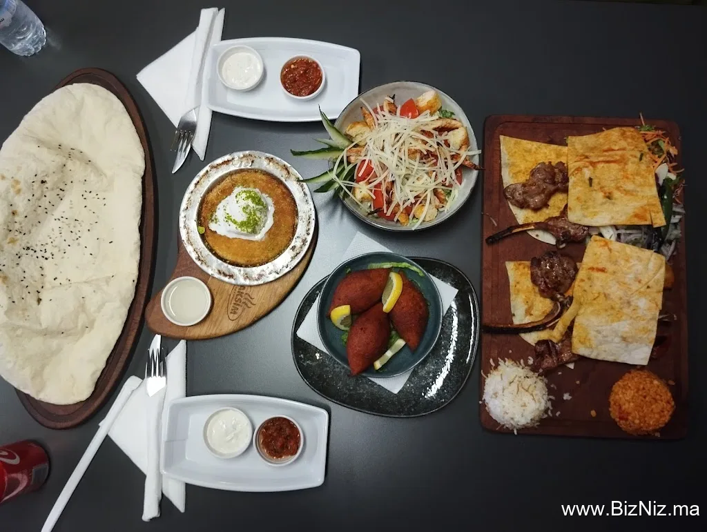 Taksim : Café & Restaurant
