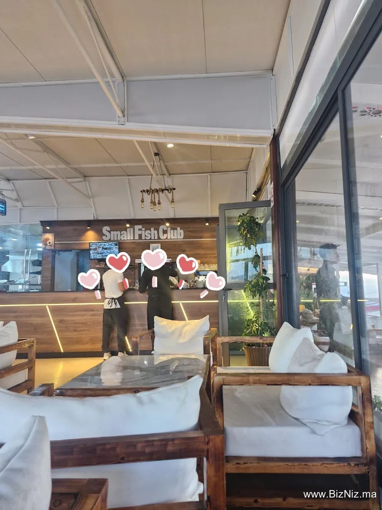Small Fish Club : Restaurant Café Animation