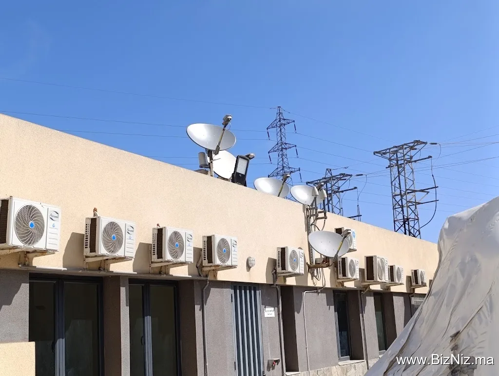 Oussama ste: Netsat s.a.r.l