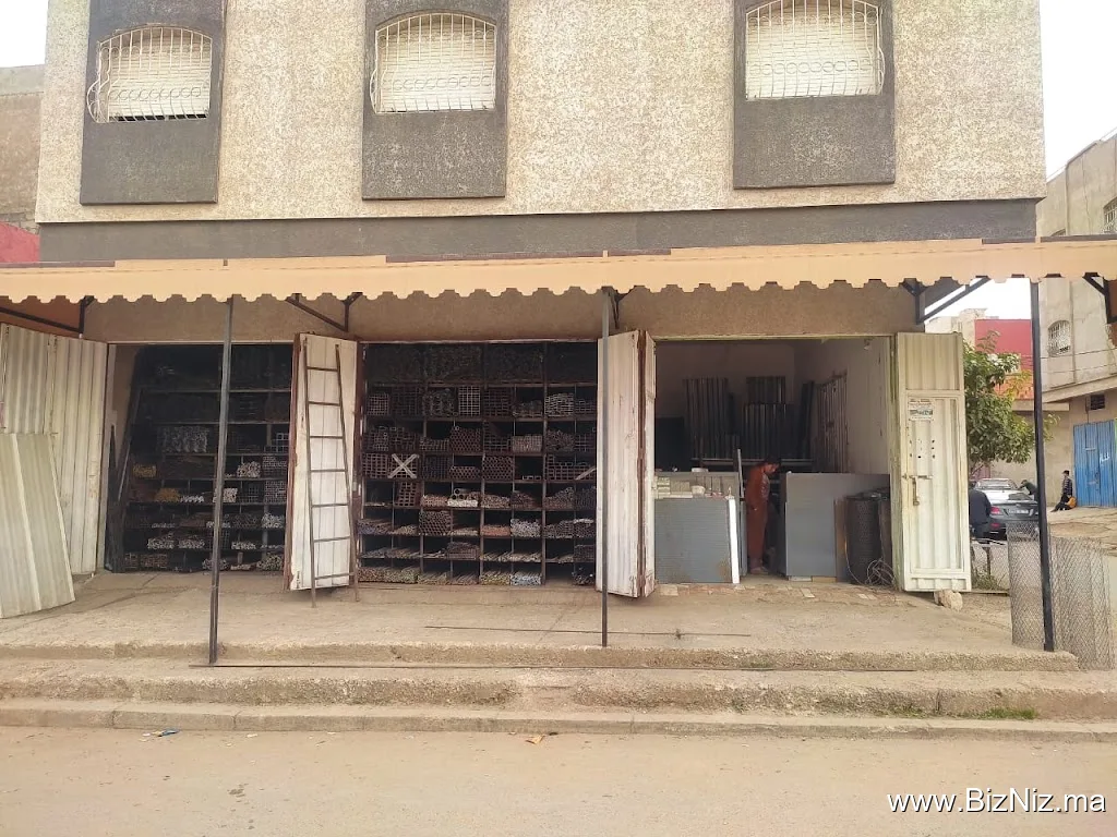 TOUMI IKLAFER : Matériaux de Construction, Quincaillerie & Métallurgie.