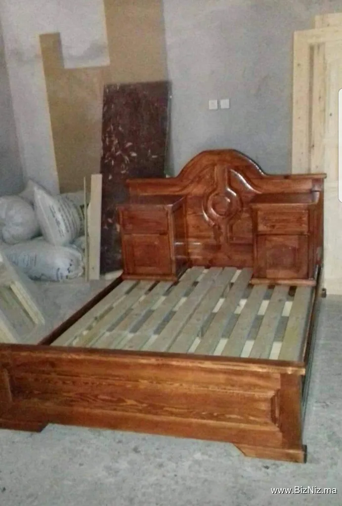 نجارة الخشب إدمالك