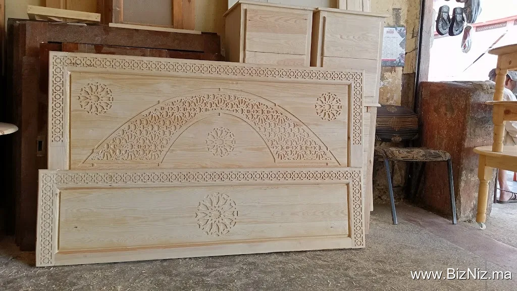 MENUSIER DE BOIS OU MDF