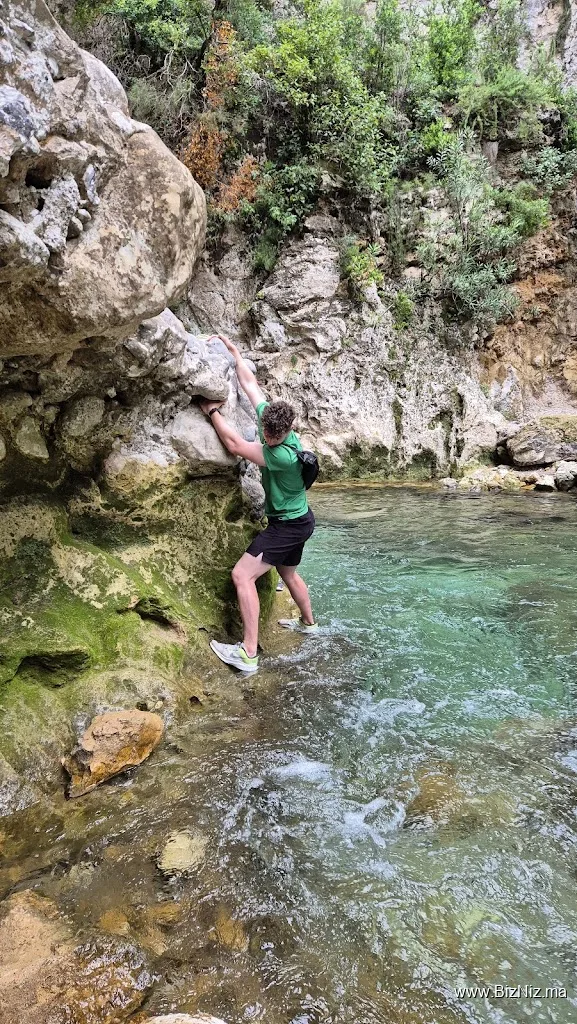 قنطرة ربي God's bridge Canyon | ⵄⴰⵏⴷⴰⵔⵜ ⵏ ⵔⵓⴱⴱⵉ