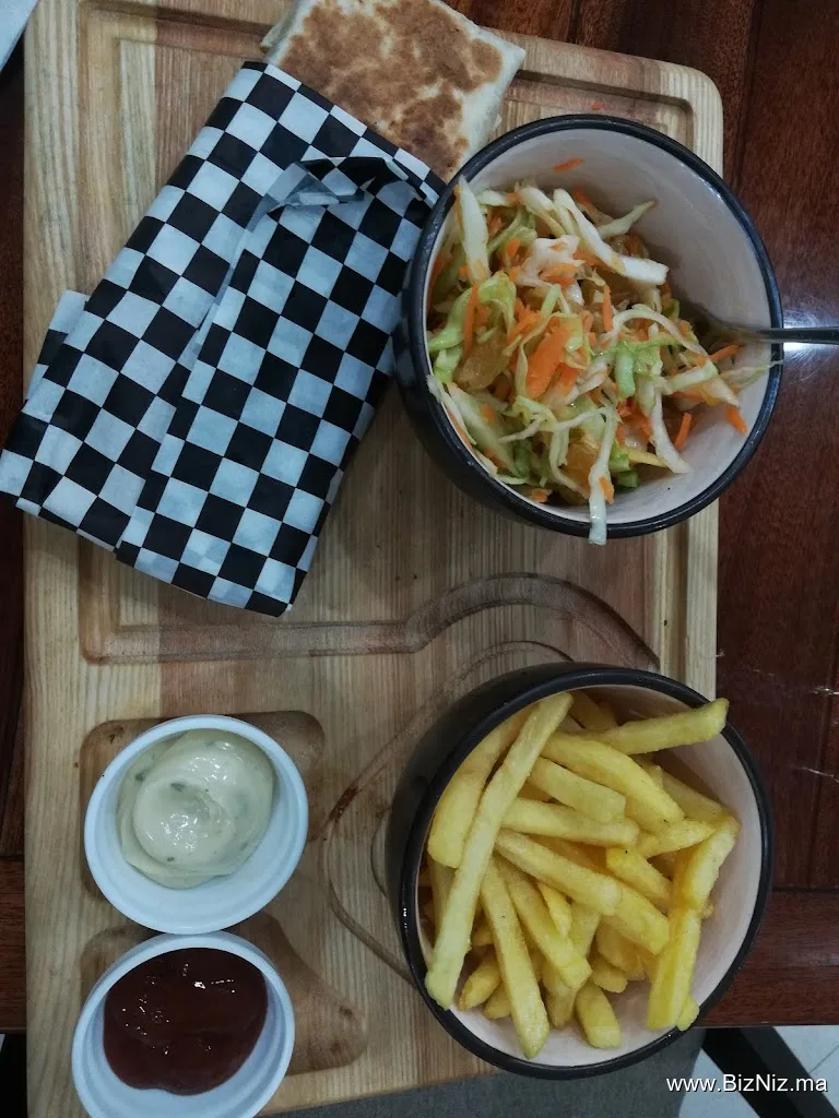B-Loft : Café & Restaurant