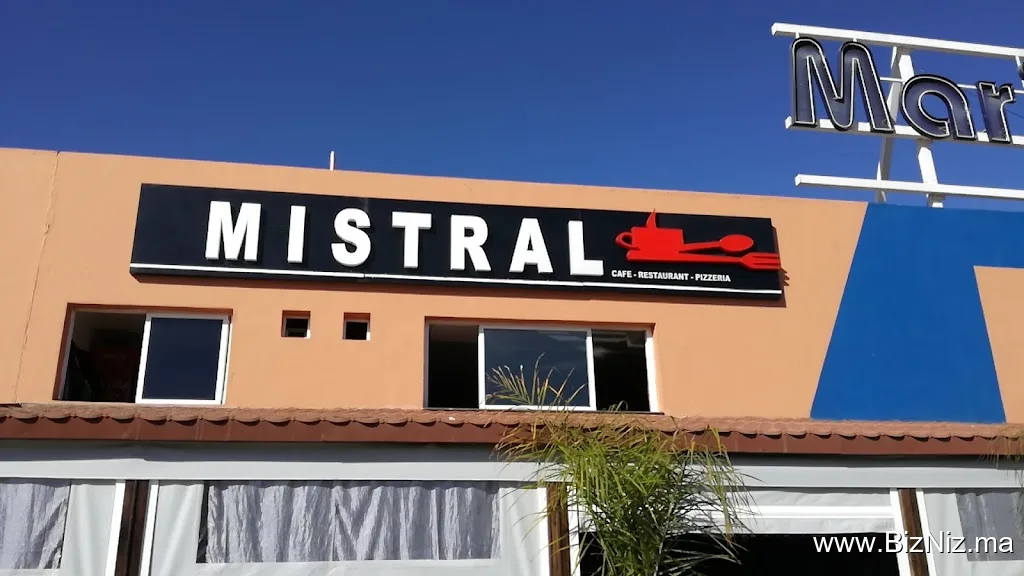 Mistral : Café, Restaurant & Pizzeria