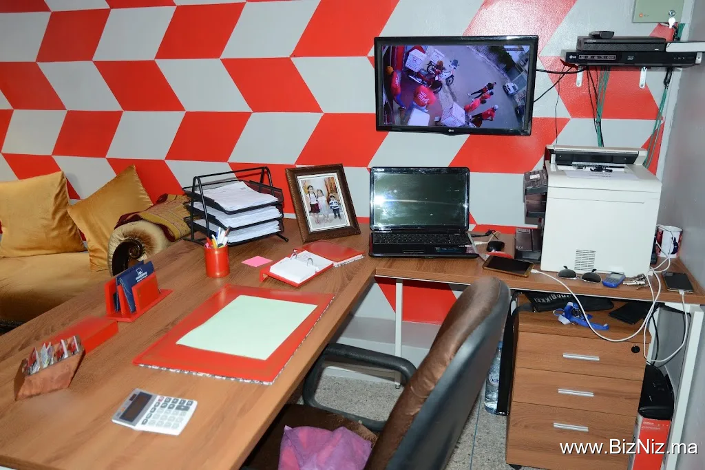 LARA EXPRESS JEEB M3AK service de livraison à domicile