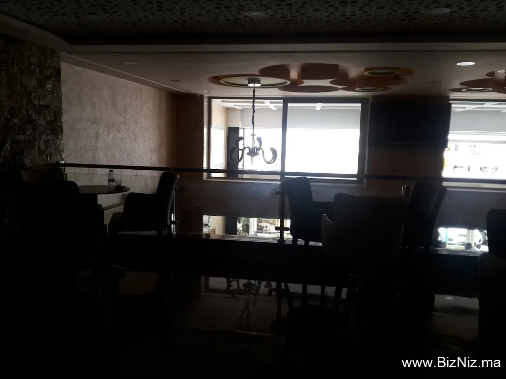 La Tour Café Restaurant