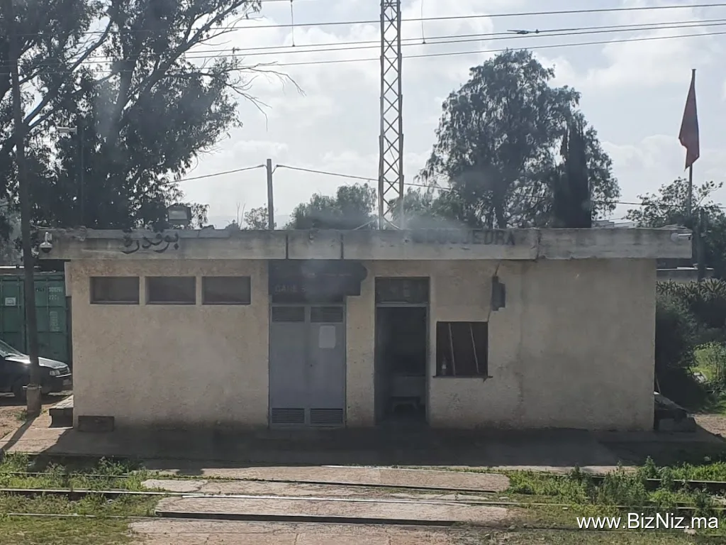 gare ferroviaire bouguedra