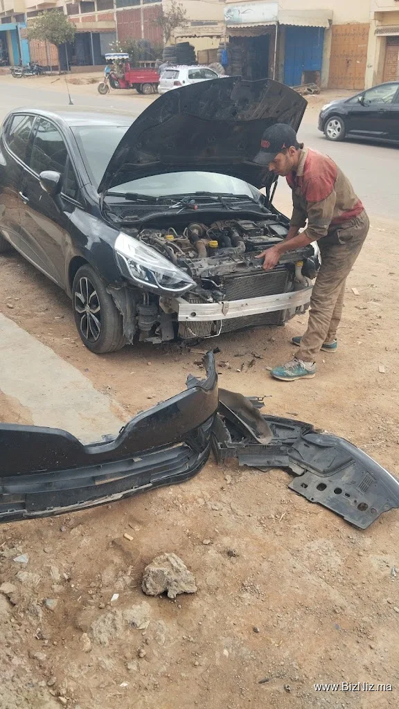 كهرباء السيارات نبيل