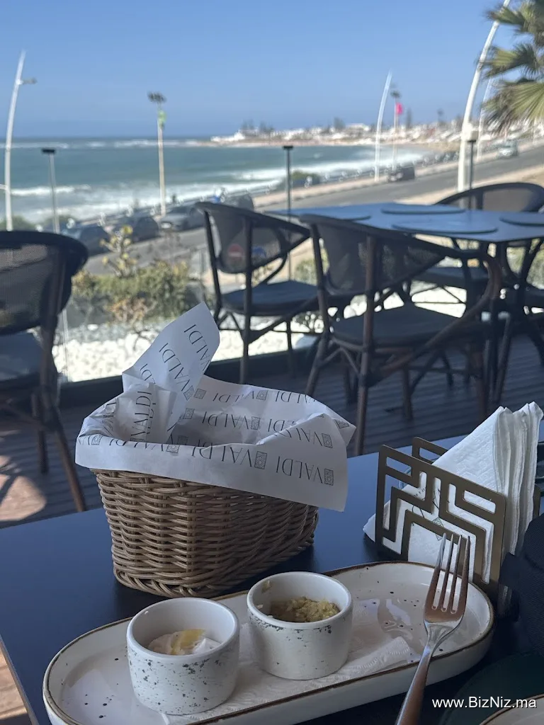Valdi Café Restaurant