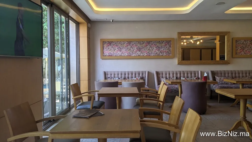 Villa Crystal : Café, Glacier & Pizzeria