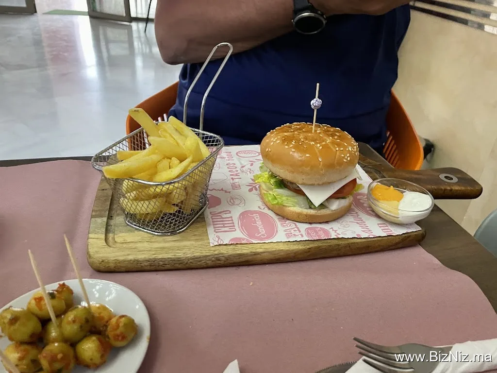 BANDL : Café & Restaurant