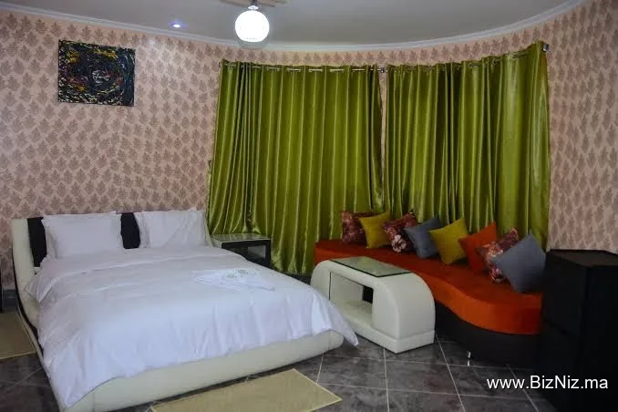 Hôtel Hadaik Ain Asserdoune