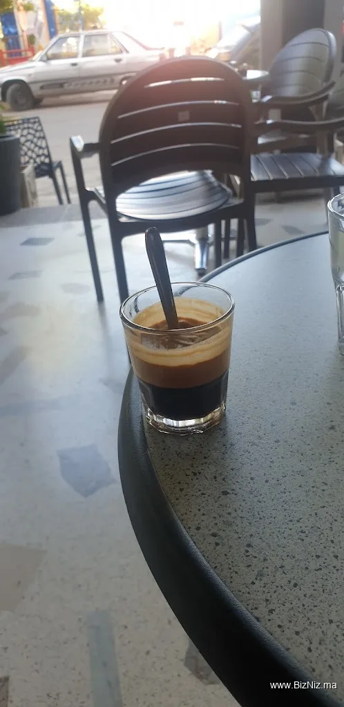 Café Versailles - مقهى فرساي